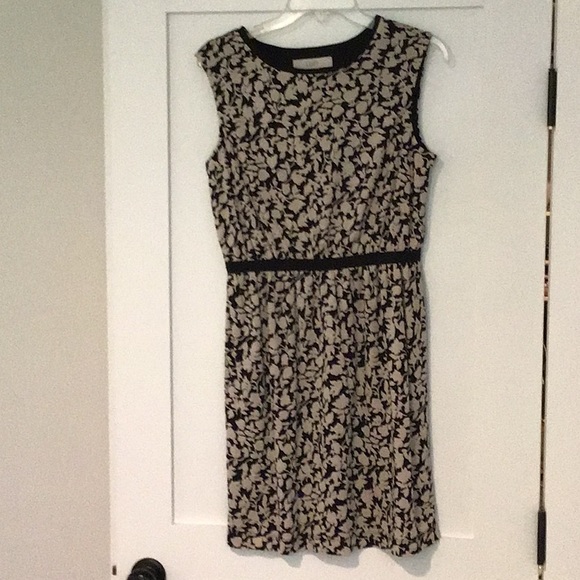 LOFT Dresses & Skirts - Loft floral dress